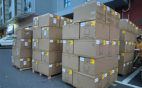 Packaging & Shipping Packaging & Shipping